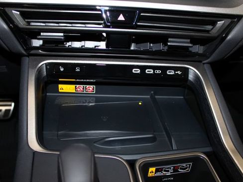 Used 2025 Lexus TX 500h AWD w/ Technology Package image 16
