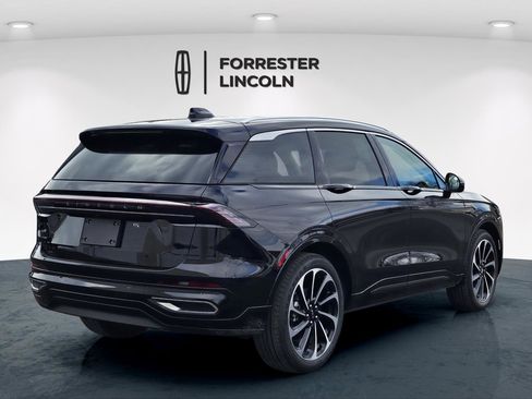 New 2026 Lincoln Nautilus Black Label image 3