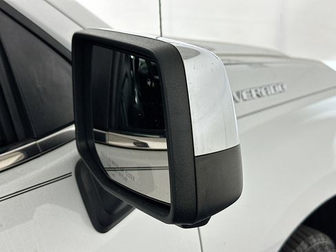 Used 2022 Chevrolet Silverado 1500 LTZ image 10