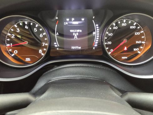 Used 2021 Jeep Compass Sport FWD image 23