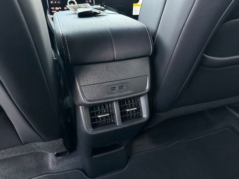 New 2026 GMC Terrain Elevation w/ Elevation Premium Package FWD image 27