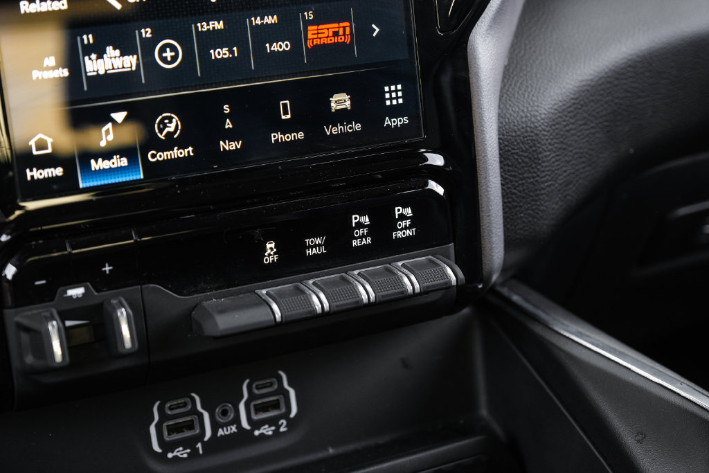 Used 2023 RAM 1500 Laramie AWD/4WD image 34