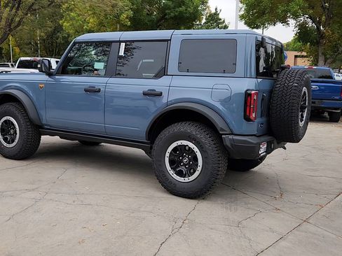 New 2025 Ford Bronco Badlands image 5