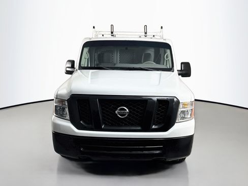 Used 2020 Nissan NV 2500 SV RWD image 2