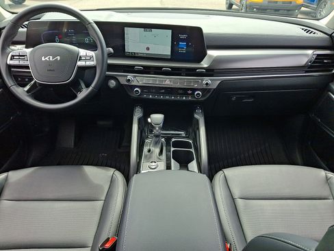 Used 2025 Kia Telluride S AWD/4WD image 14