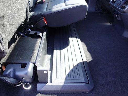 Used 2024 Ford F150 Lariat w/ Equipment Group 502A High image 34