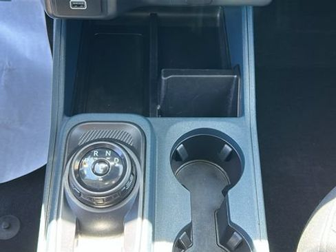 Certified 2025 Ford Maverick XL FWD image 22