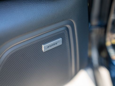 Certified 2024 Porsche Macan AWD/4WD image 13