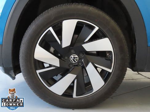 Used 2024 Volkswagen Atlas Cross Sport SE image 27