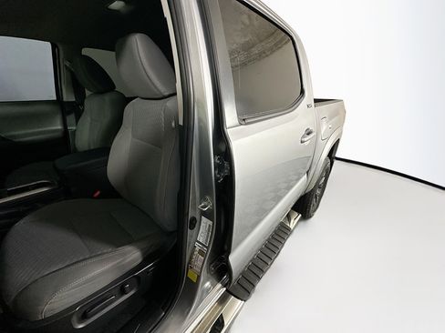 Used 2021 Toyota Tacoma SR5 image 12