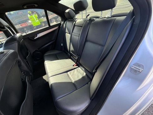 Used 2013 Mercedes-Benz C 250 Sedan w/ Premium 1 Pkg image 9