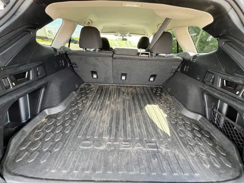 Used 2024 Subaru Outback Premium AWD/4WD image 24