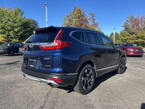 Used 2019 Honda CR-V Touring image 3