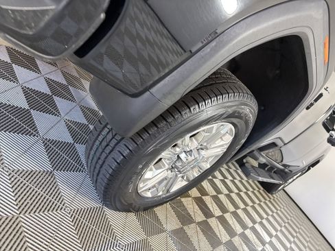 Used 2022 GMC Sierra 2500 Denali image 32