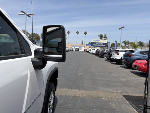 Used 2025 Chevrolet Silverado 2500 LT w/ Convenience Package AWD/4WD image 48