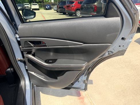 Used 2025 MAZDA CX-30 AWD 2.5 S w/ Preferred Package image 16