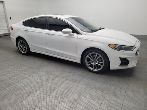 Used 2019 Ford Fusion SEL FWD image 11