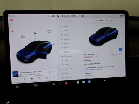 Used 2022 Tesla Model Y Performance AWD/4WD image 39