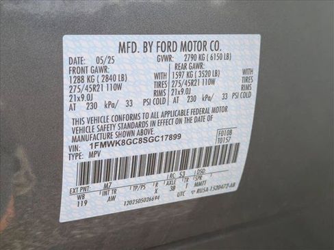 Used 2025 Ford Explorer ST w/ Sun And Sound Package AWD/4WD image 17