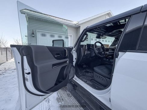 Used 2025 GMC Hummer EV 2X AWD/4WD image 29
