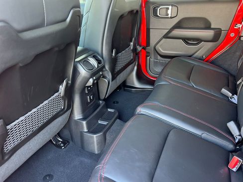 New 2026 Jeep Wrangler Unlimited Rubicon AWD/4WD image 8