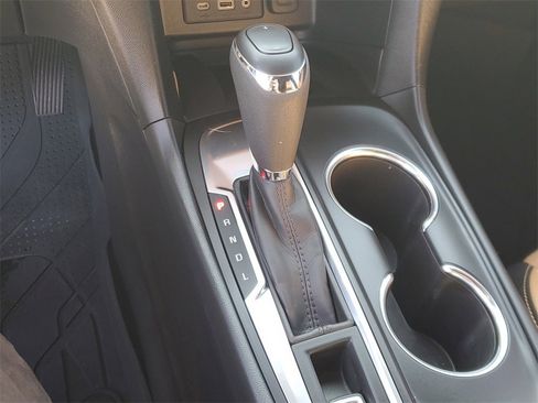 Used 2021 Chevrolet Equinox Premier image 26