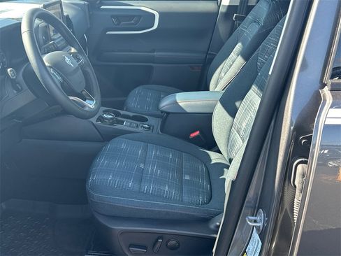 Used 2024 Ford Bronco Sport Heritage w/ Heritage Convenience Package image 9