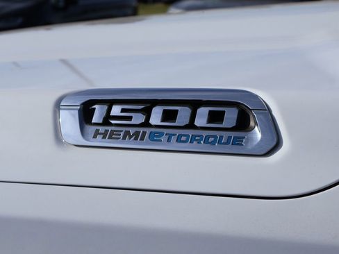 Used 2023 RAM 1500 Big Horn AWD/4WD image 12
