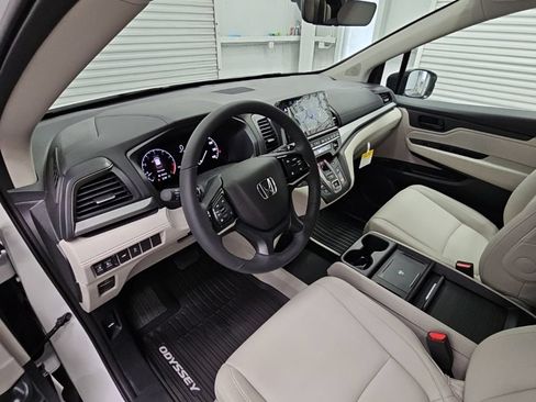 New 2026 Honda Odyssey EX-L image 11