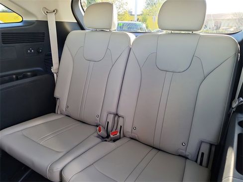 New 2026 Kia Sorento S image 17