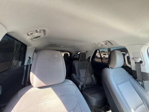 Certified 2022 Ford Explorer XLT RWD image 21
