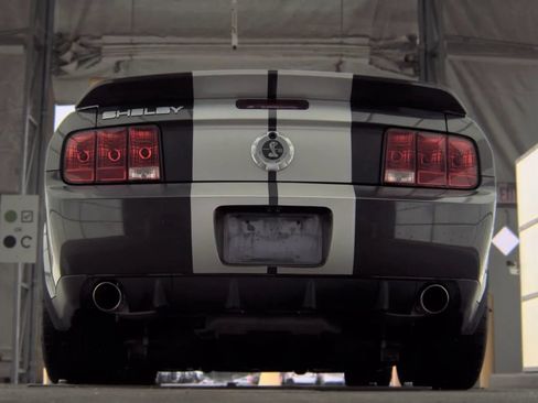 Used 2009 Ford Mustang Shelby GT500 RWD image 7