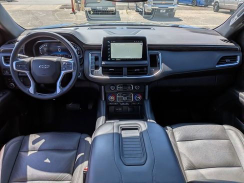 Used 2022 Chevrolet Tahoe Z71 w/ Luxury Package image 7