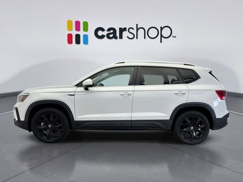 Used 2022 Volkswagen Taos SE AWD/4WD image 2