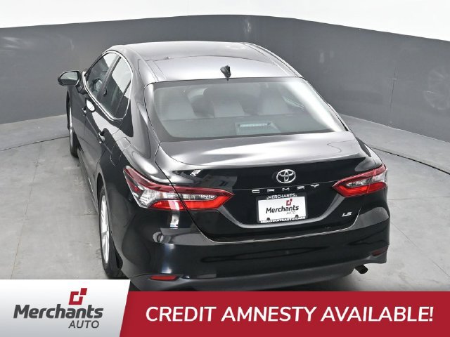 Used 2024 Toyota Camry LE FWD image 31