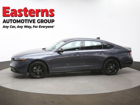 Used 2025 Honda Accord SE image 59