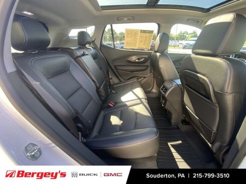 Used 2023 GMC Terrain SLT w/ Elevation Edition AWD/4WD image 31