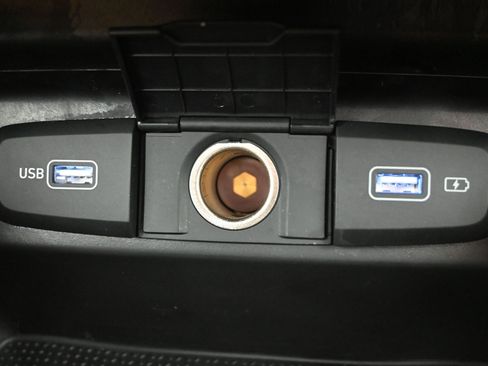 Used 2022 Hyundai Tucson SE image 19