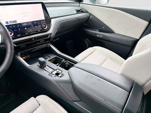 Certified 2024 Lexus TX 550h AWD Plug-In Hybrid w/ Technology Package image 23
