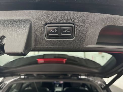 Used 2025 Kia Telluride AWD image 39