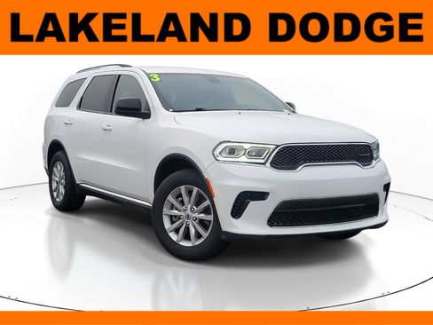 Used 2023 Dodge Durango SXT image 1