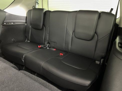 Used 2024 Nissan Armada SL image 43