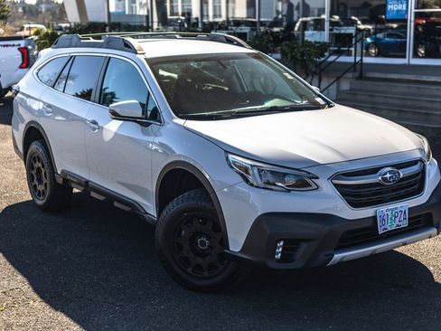 Used 2021 Subaru Outback Limited image 2
