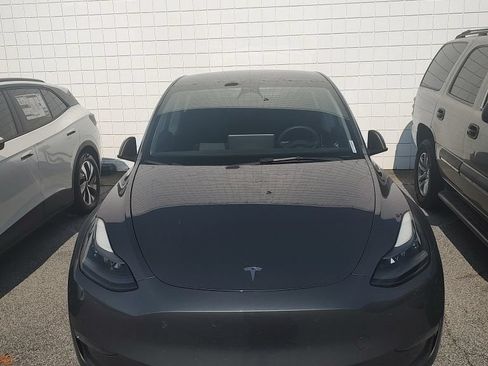 Used 2023 Tesla Model Y Long Range AWD/4WD image 7