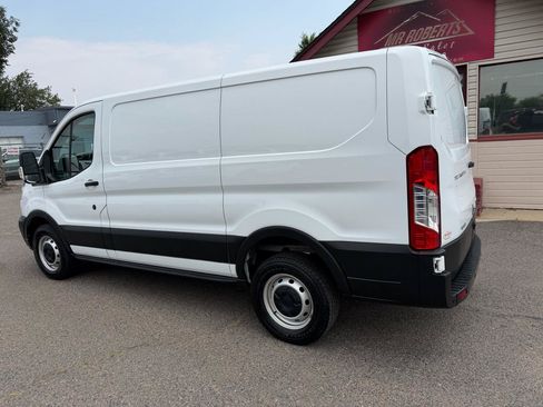 Used 2021 Ford Transit 250 Low Roof RWD image 6