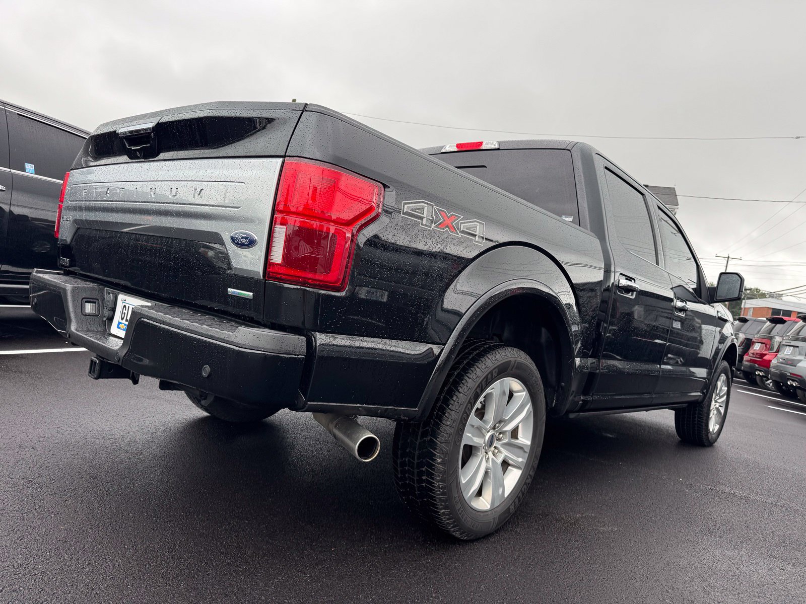 Used 2018 Ford F150 Platinum w/ Equipment Group 701A Luxury AWD/4WD image 38