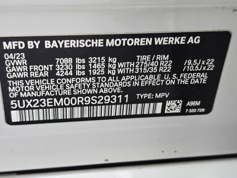 Used 2024 BMW X7 xDrive40i w/ M Sport Package image 36