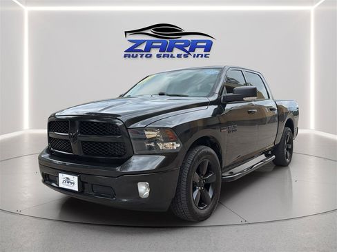 Used 2018 RAM 1500 Big Horn AWD/4WD image 3