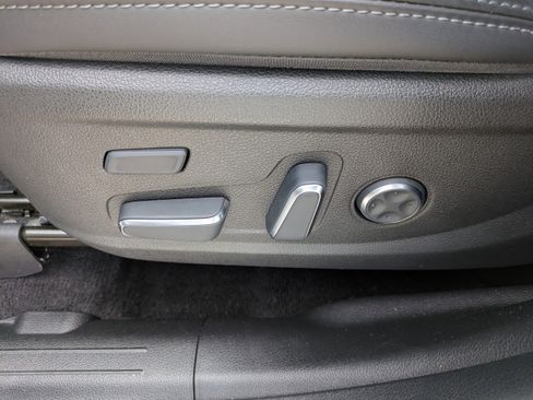 Used 2023 Hyundai Santa Fe Calligraphy image 18
