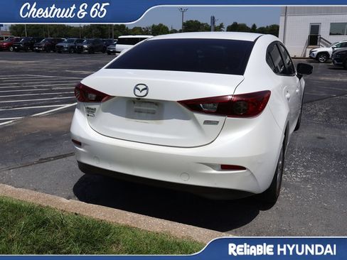 Used 2016 MAZDA MAZDA3 i Sport w/ Preferred Equipment Package FWD image 21